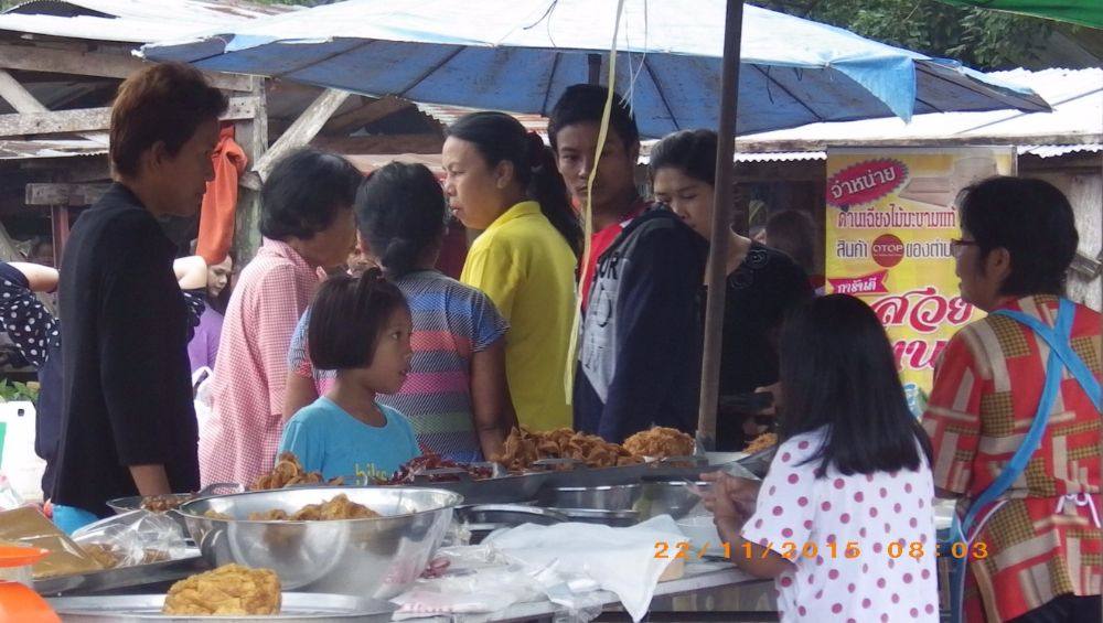 ตลาดนัดมะนาวหวาน วันอาทิตย์