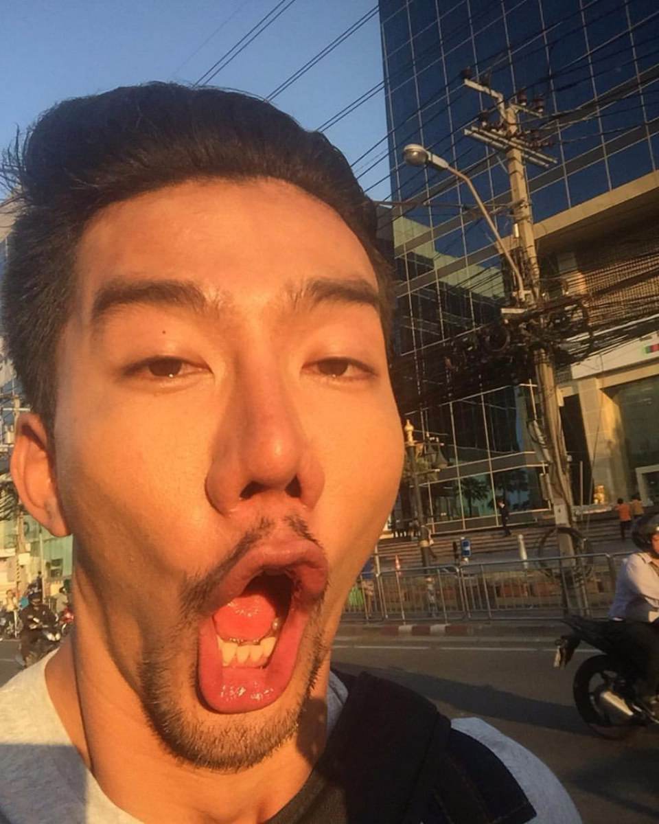 นายแบบแซ่บซี๊สส002