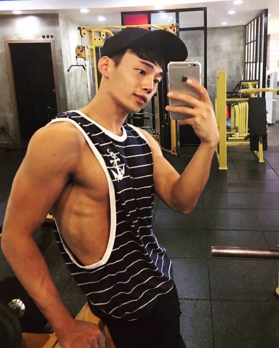 งานดี งานพรีเมี่ยม เเซ่บหมดทุกที่ ชะนีรอกิน