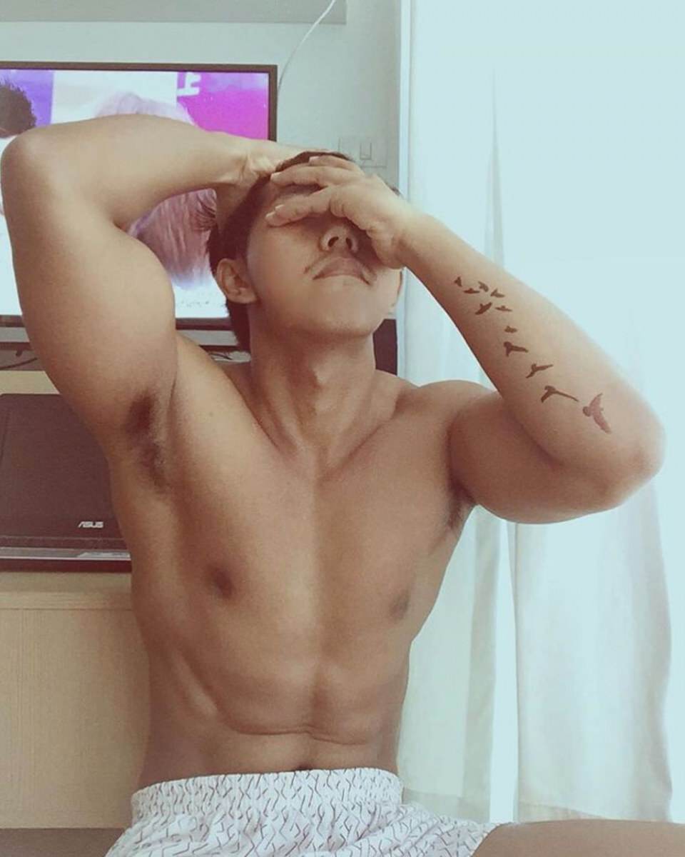 เซ็กซี่มากหล่อแซ่บมากก จาก ig: posterguys_official