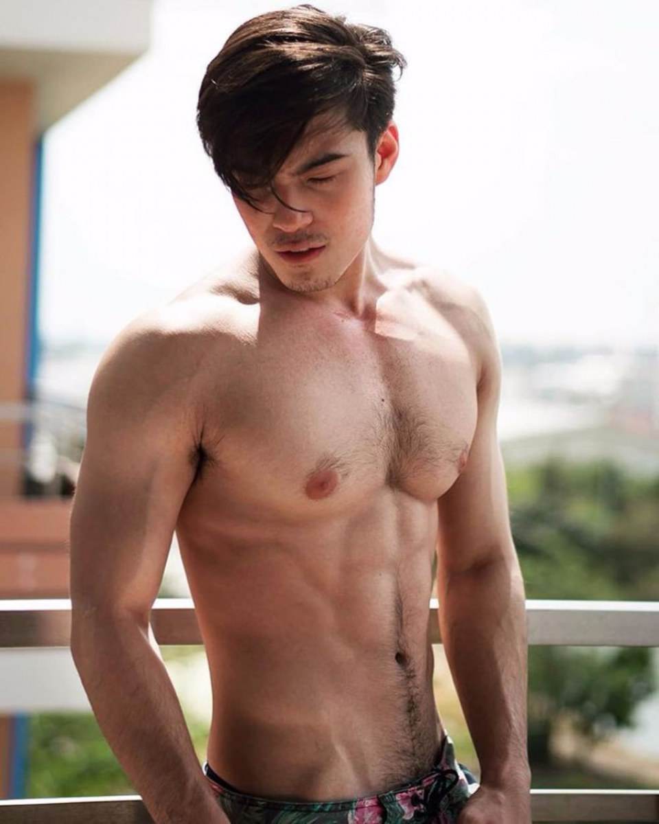 เซ็กซี่มากหล่อแซ่บมากก จาก ig: posterguys_official