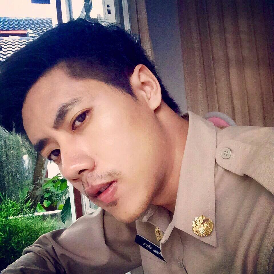 หล่อและดีมีอยู่จริง 9 พ่อพิมพ์ของชาติโปรไฟล์ดีจนถูกส่งเข้าสู่สมาคมครูหน้าตาดีแห่งประเทศไทย