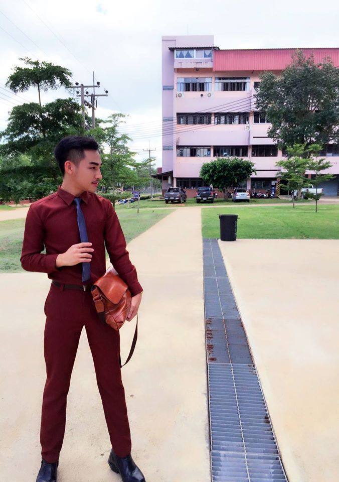 หล่อและดีมีอยู่จริง 9 พ่อพิมพ์ของชาติโปรไฟล์ดีจนถูกส่งเข้าสู่สมาคมครูหน้าตาดีแห่งประเทศไทย