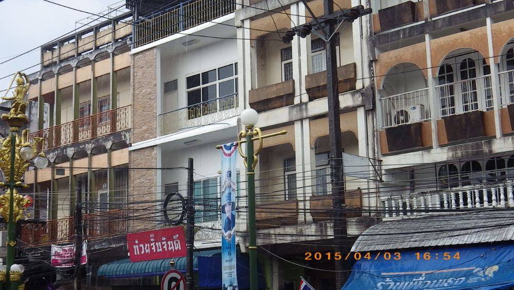 ตึกอาศัย การค้า