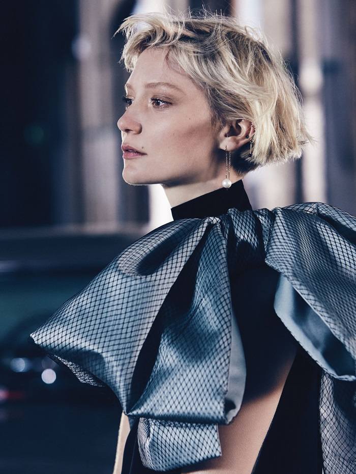 Mia Wasikowska @ Vogue Australia July 2016