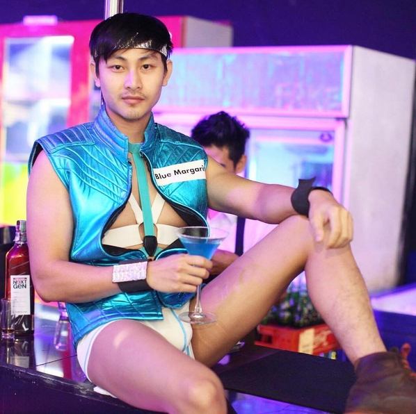 ยิ่งดูยิ่งเสียว! ส่องนายแบบหนุ่มจาก Fake Club The Next Gen