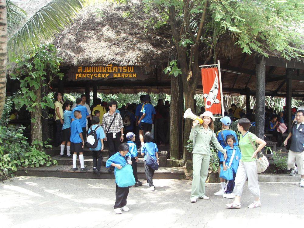 นักเรียนทัศนศึกษา ที่ ซาฟารีเวิลด์