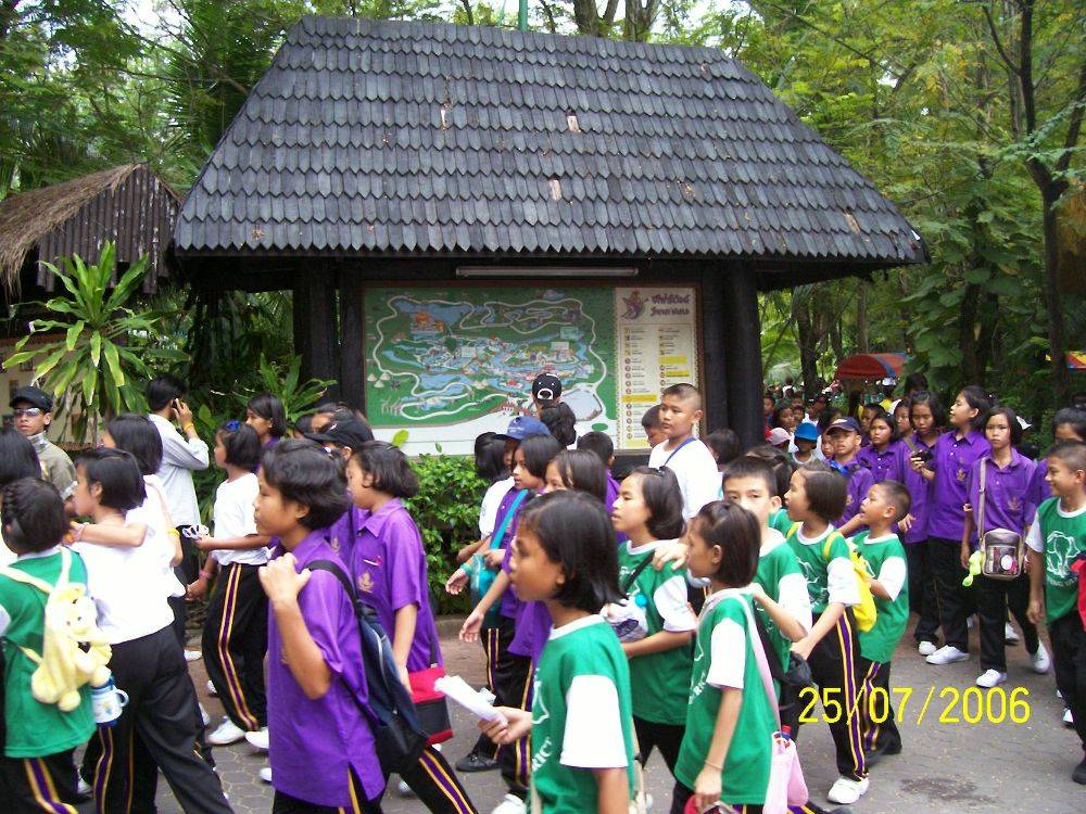 นักเรียนทัศนศึกษา ที่ ซาฟารีเวิลด์