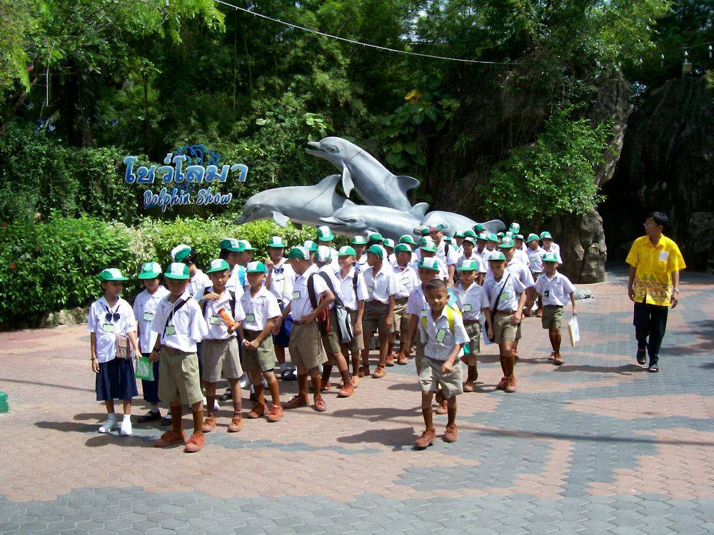 นักเรียนทัศนศึกษา ที่ ซาฟารีเวิลด์