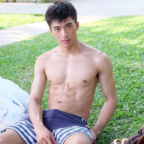เอาไปเลย 50 รูป ในอัลบั้มที่ 888