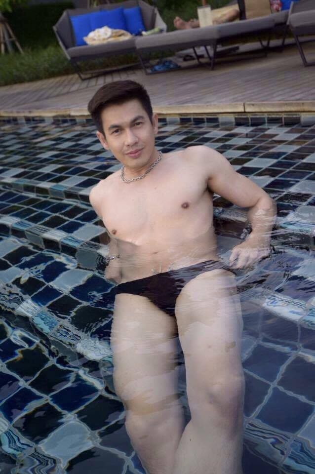 ไม่ดูถือว่าพลาด!!! ตั้งแผงขายไส้กรอกฟุตลอง จัดหนัก ตุง ใหญ่ คืนกำไรแฟนคลับ