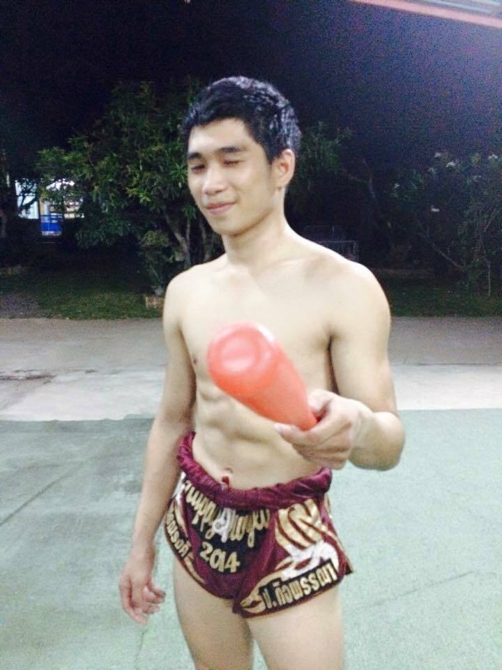 น้องเนท นักมวยสุดหล่อที่กำลังจะโด่งดังในอีกไม่ช้านี้ 909