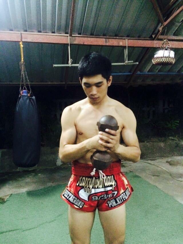 น้องเนท นักมวยสุดหล่อที่กำลังจะโด่งดังในอีกไม่ช้านี้ 909