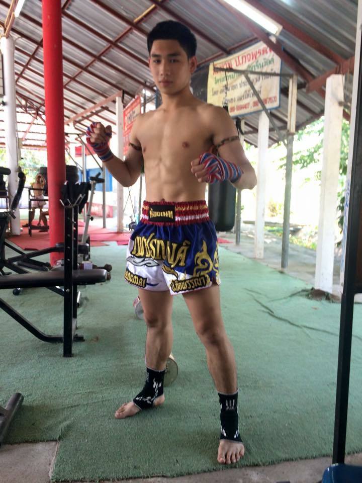 น้องเนท นักมวยสุดหล่อที่กำลังจะโด่งดังในอีกไม่ช้านี้ 910