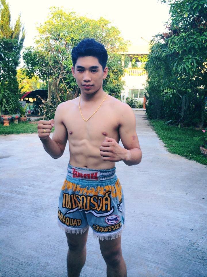 น้องเนท  นักมวยสุดหล่อที่กำลังจะโด่งดังในอีกไม่ช้านี้ 911