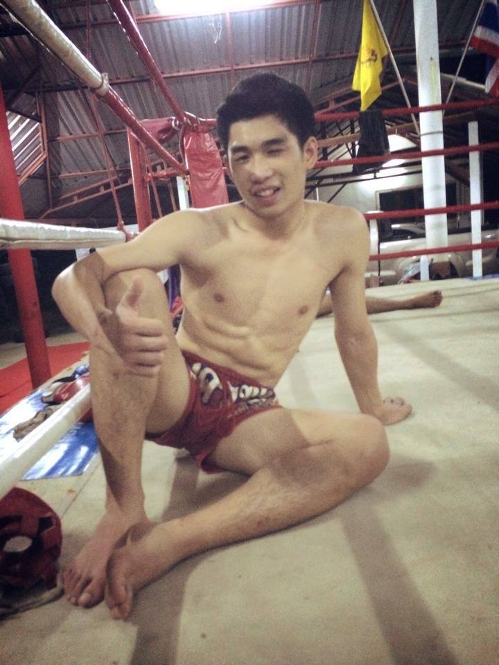 น้องเนท  นักมวยสุดหล่อที่กำลังจะโด่งดังในอีกไม่ช้านี้ 911