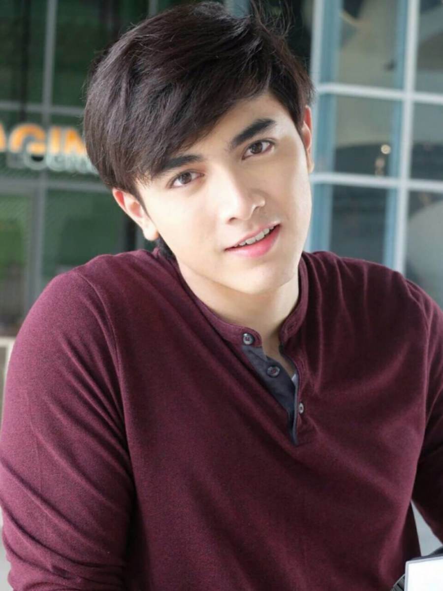 หล่อออร่าพุ่ง &ldquo;ภณ ณวัสน์&rdquo; พระเอกหน้าใสคนใหม่ของช่อง 3 ที่แท้เค้าคือ....ทายาทนางเอกรุ่นเก๋า
