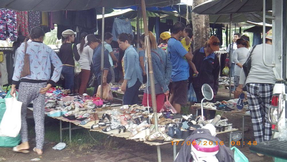ตลาดนัดวันศุกร์ เช้า ที่จันดี(ภาคใต้)