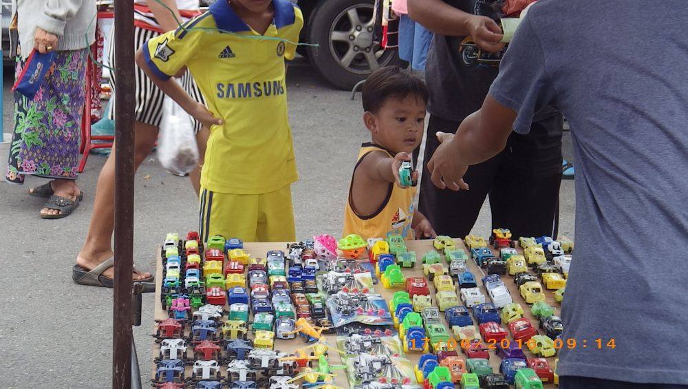 ตลาดนัดวันศุกร์ เช้า ที่จันดี(ภาคใต้)