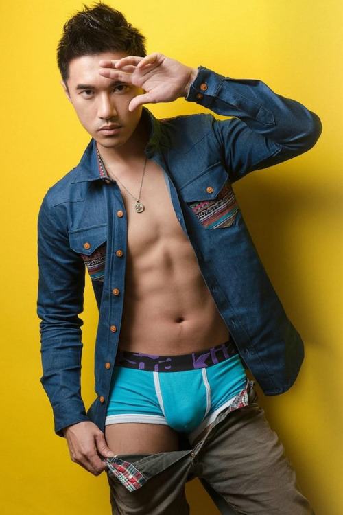 Hot guy in underwear 152