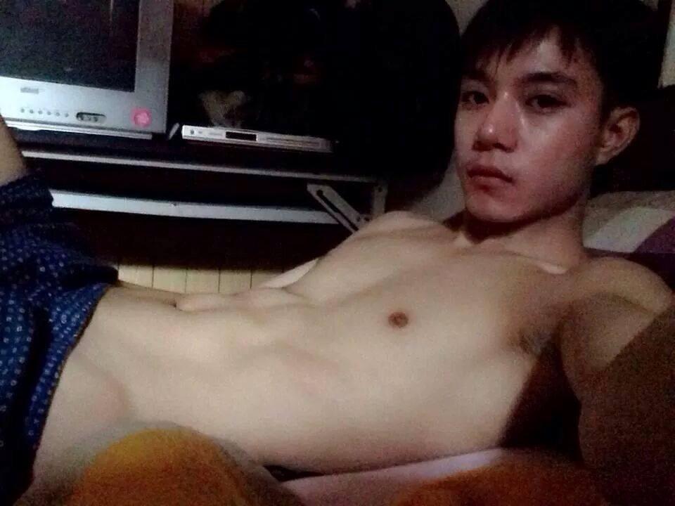 รัว  ตาดีได้ตาร้ายเสีย 985