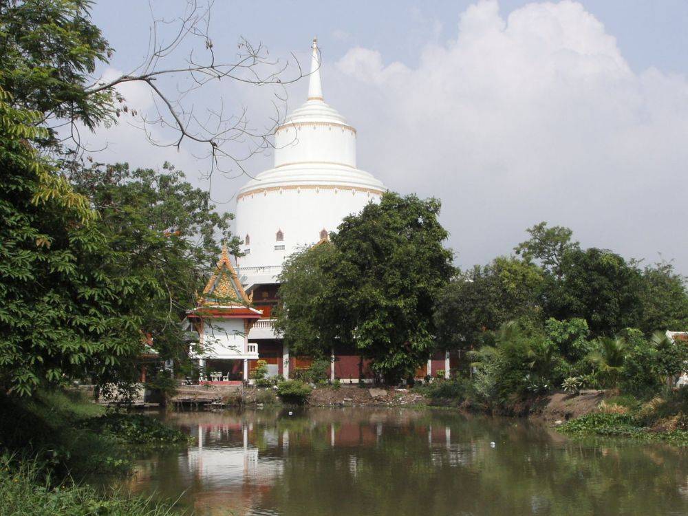 เจดีย์ วัดพระยาสุเรนทร์