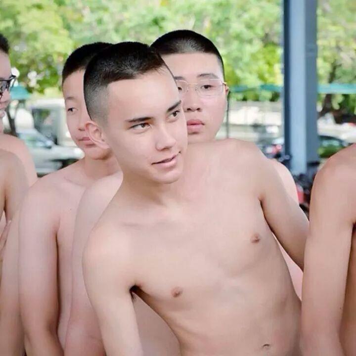 เด็กก็ต้องซนเป็นธรรมดา 1,009