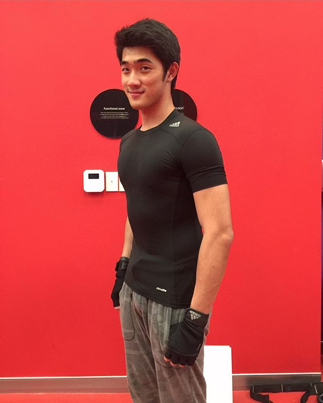 ส่องภาพความหล่อของ &ldquo;ภู ภูวณัฎฐ์&rdquo; ครูสอนพิลาทิสตี๋ขาวสุดหล่อจาก &ldquo;เทคกายเอาท์&rdquo; ตอนล่าสุด!
