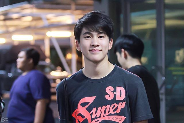 ทำความรู้จักกับ &ldquo;บีม บุณยกร&rdquo; หรือ &ldquo;รถถัง&rdquo; จาก &ldquo;Make It Right Series&rdquo; ตี๋ขาวหล่อรุ่นเล็กที่กำลังได้ใจสาวๆ อยู่ในตอนนี้!