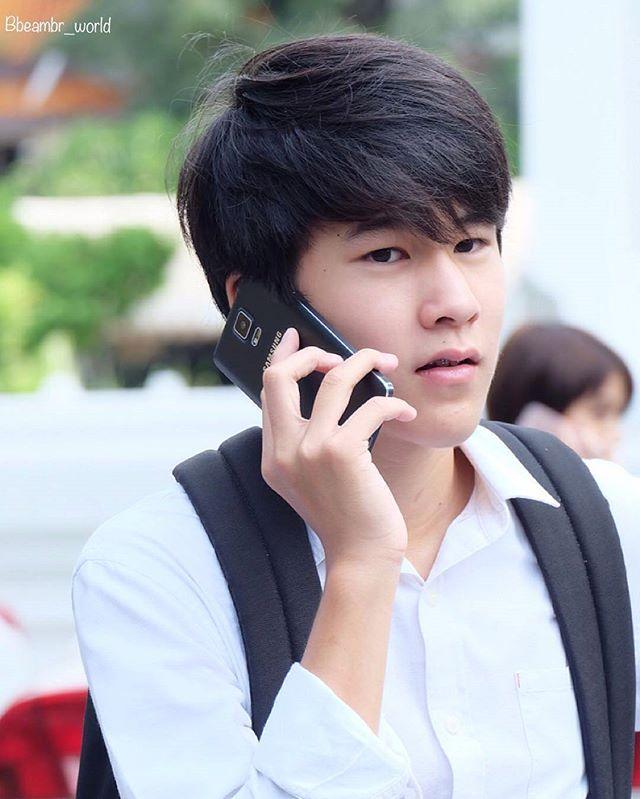 ทำความรู้จักกับ &ldquo;บีม บุณยกร&rdquo; หรือ &ldquo;รถถัง&rdquo; จาก &ldquo;Make It Right Series&rdquo; ตี๋ขาวหล่อรุ่นเล็กที่กำลังได้ใจสาวๆ อยู่ในตอนนี้!