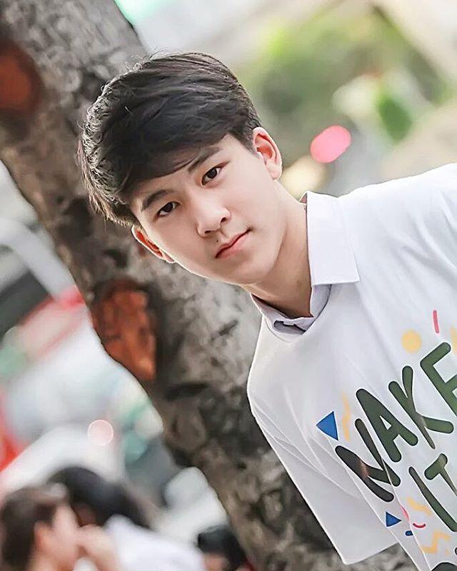 ทำความรู้จักกับ &ldquo;บีม บุณยกร&rdquo; หรือ &ldquo;รถถัง&rdquo; จาก &ldquo;Make It Right Series&rdquo; ตี๋ขาวหล่อรุ่นเล็กที่กำลังได้ใจสาวๆ อยู่ในตอนนี้!