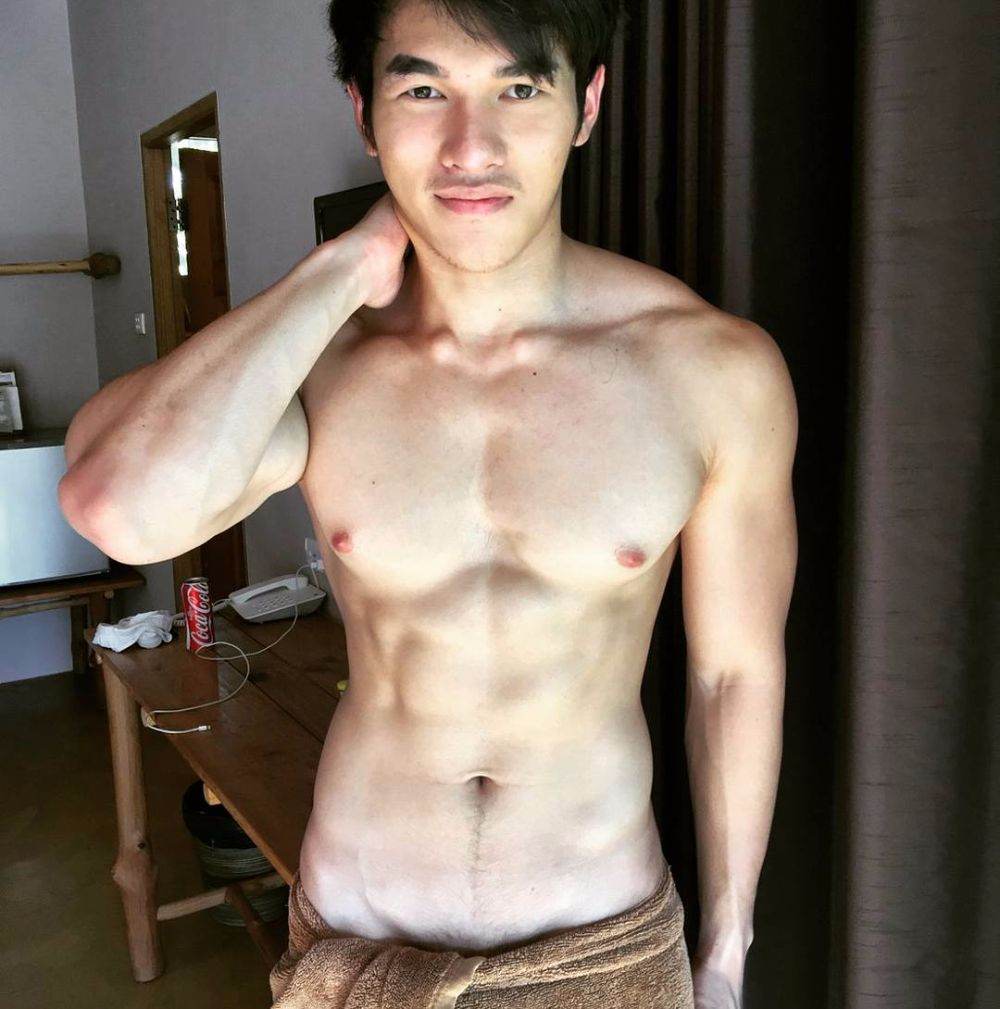 ผช.หลากรส