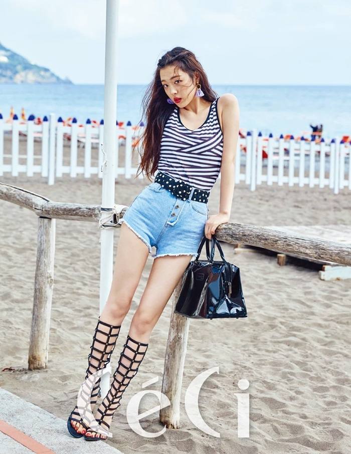Sulli @ CeCi Korea July 2016