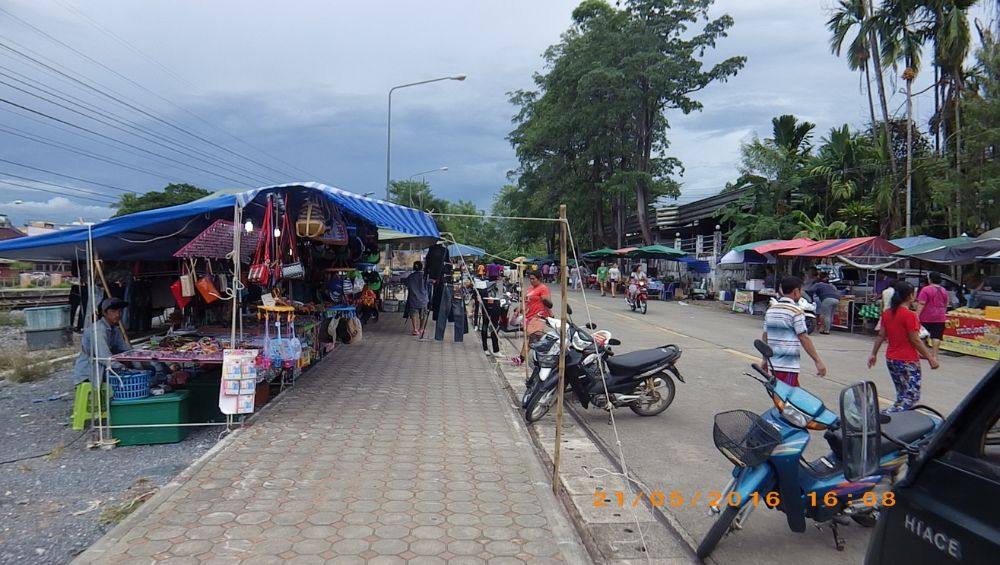 ตลาดนาบอน จ.นครศรีธรรมราช