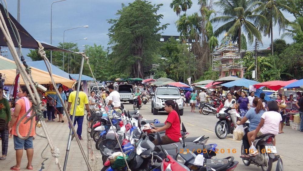 ตลาดนาบอน จ.นครศรีธรรมราช