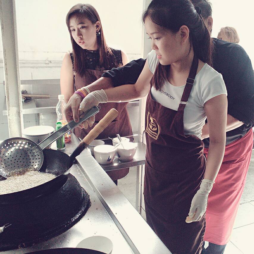 รีวิว..สาวสวย..โรงเรียนสอนทำอาหารกรุงเทพบริการ จ้าา ซอยลาดพร้าว20