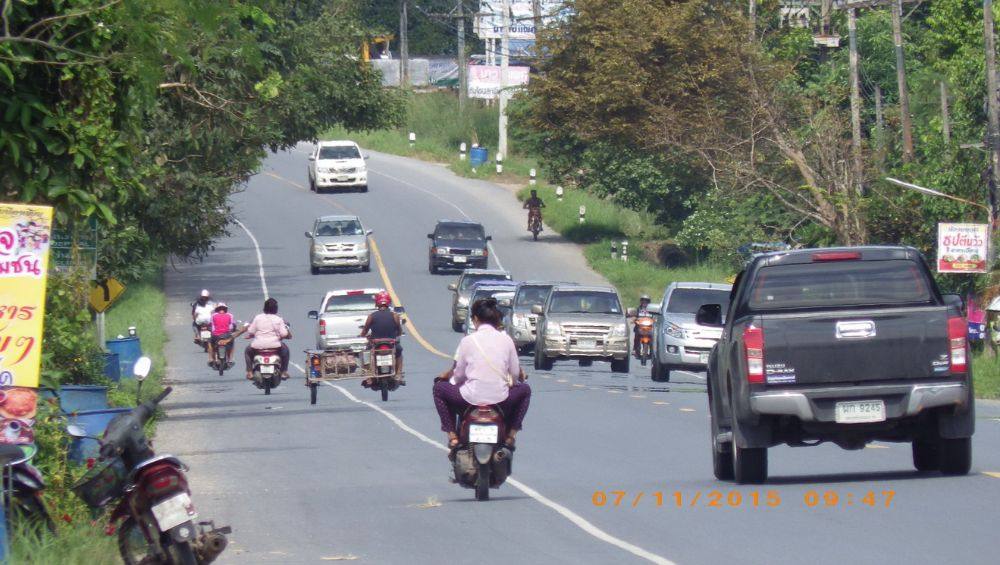บ.นาวา ถนนสาย 4015