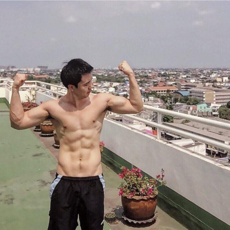 จัดมาให้เลียจนเพลียไปข้าง002
