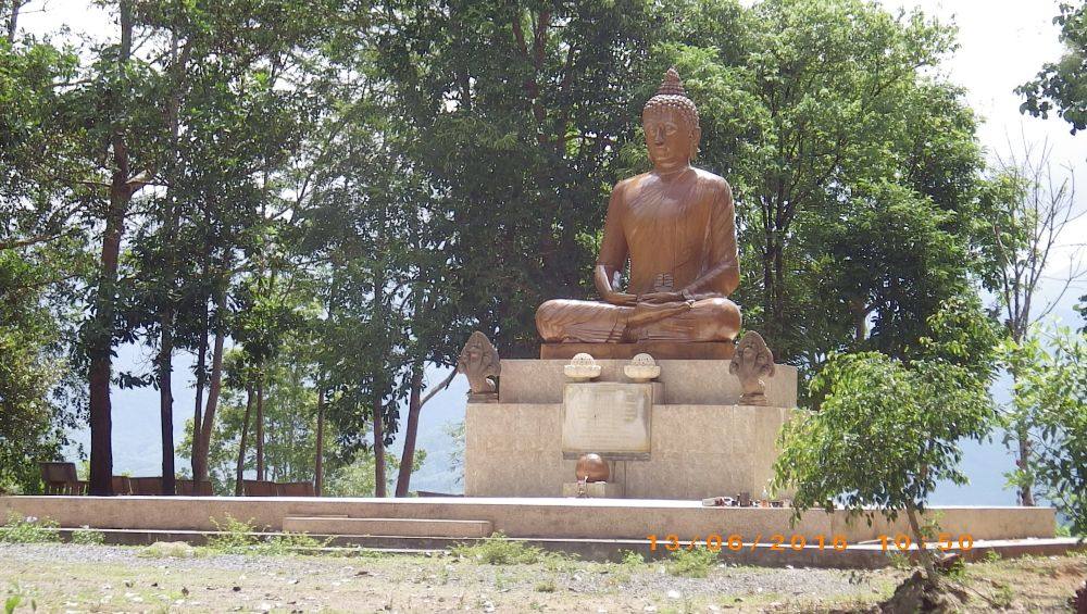 ชมวิวหลังองค์พระใหญ่
