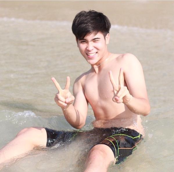 อยากโดนเลียกลับบ้าง 1,079