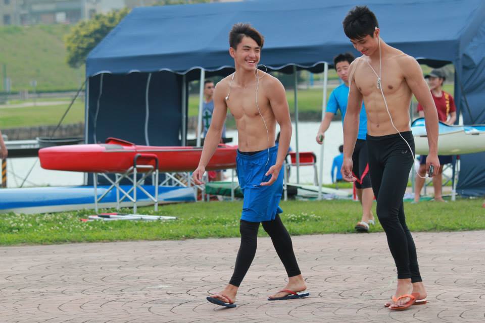 อยากโดนเลียกลับบ้าง 1,079