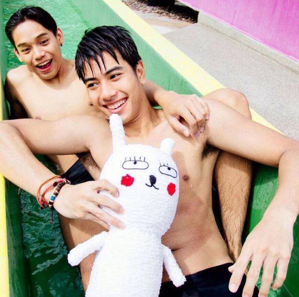 อยากโดนเลียกลับบ้าง 1,079