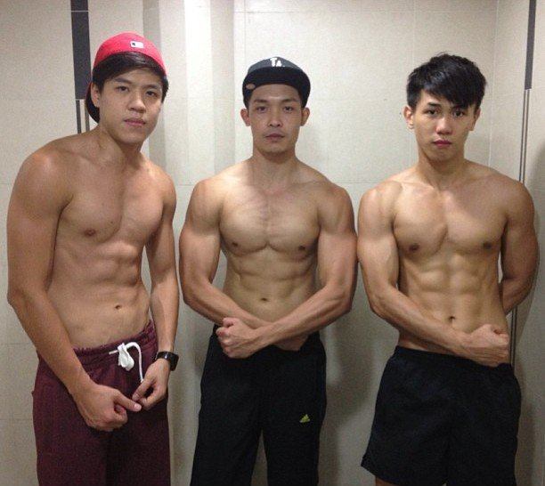 อยากโดนเลียกลับบ้าง 1,079