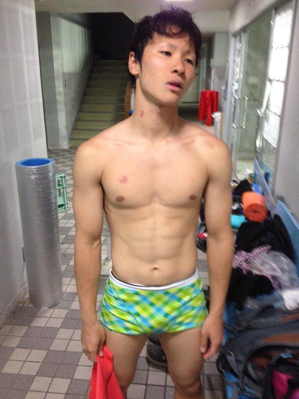 ฟินตาแตก แหกดูผู้ชาย