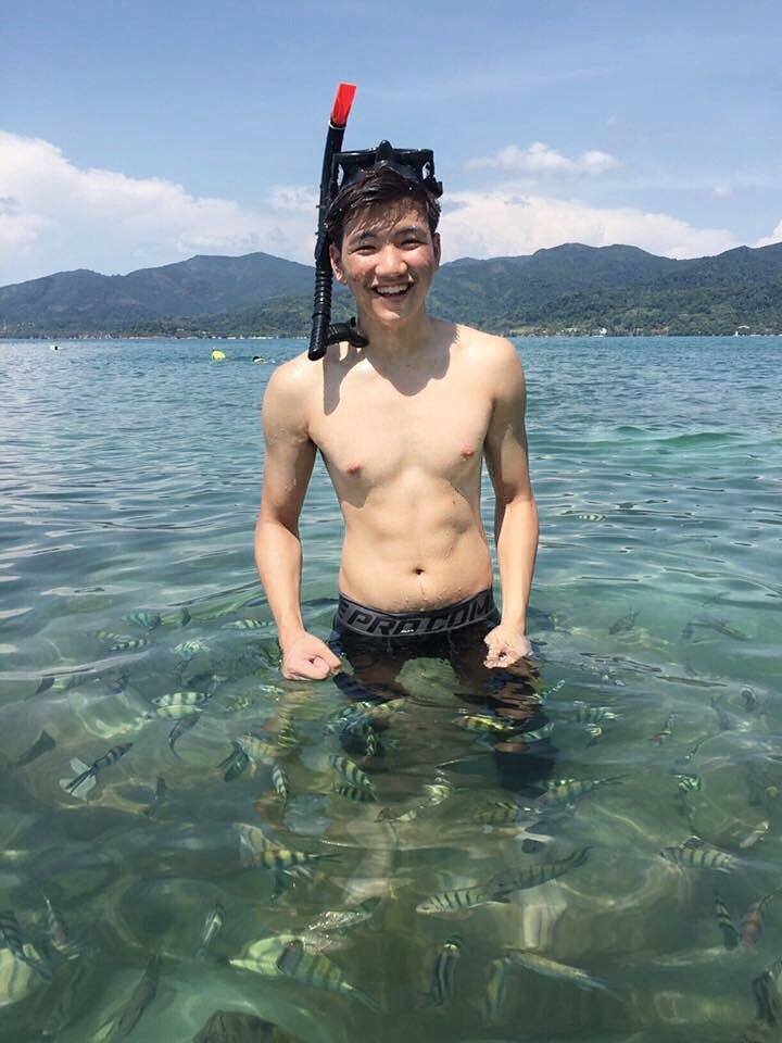 ฟินตาแตก แหกดูผู้ชาย