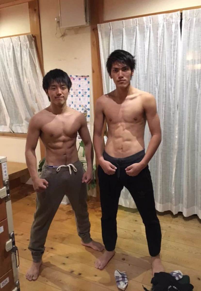 ฟินตาแตก แหกดูผู้ชาย