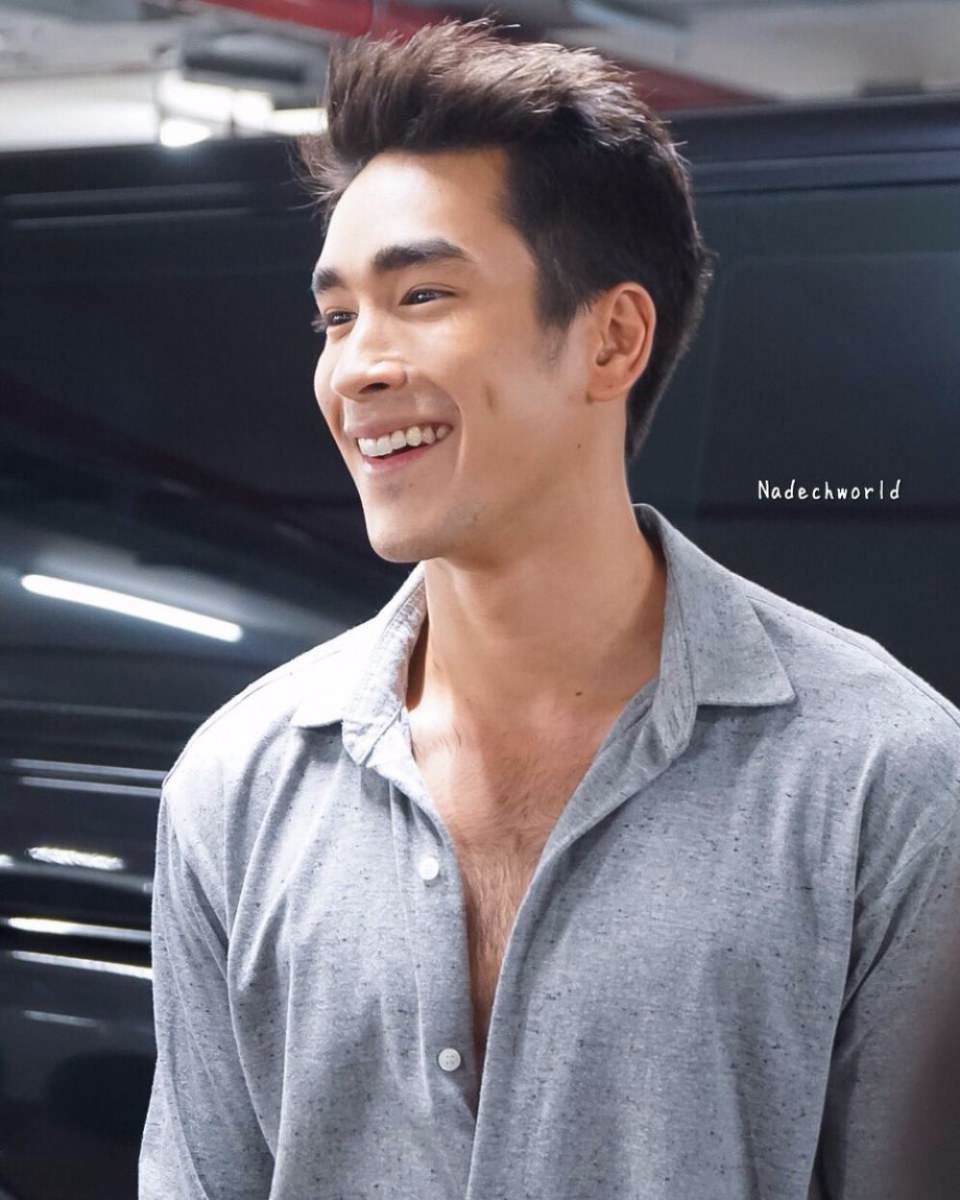 บรรดาพระเอก ที่มองด้านข้างแล้วจมูกเป๊ะฟินเว่อร์