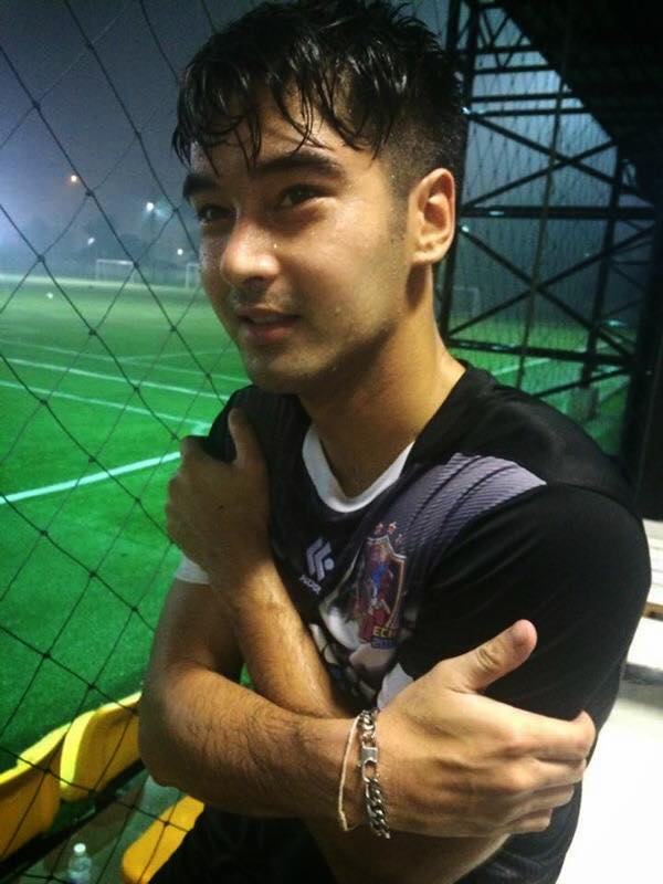 อ๊อฟ ชนะพล