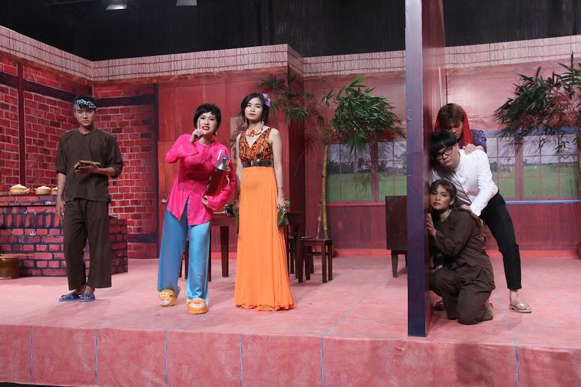 Koolcheng Trịnh T&uacute; Trung - Tv Show "H&agrave;ng X&oacute;m Lắm Chi&ecirc;u" P4