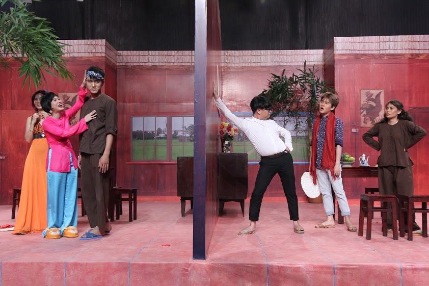 Koolcheng Trịnh T&uacute; Trung - Tv Show "H&agrave;ng X&oacute;m Lắm Chi&ecirc;u" P4
